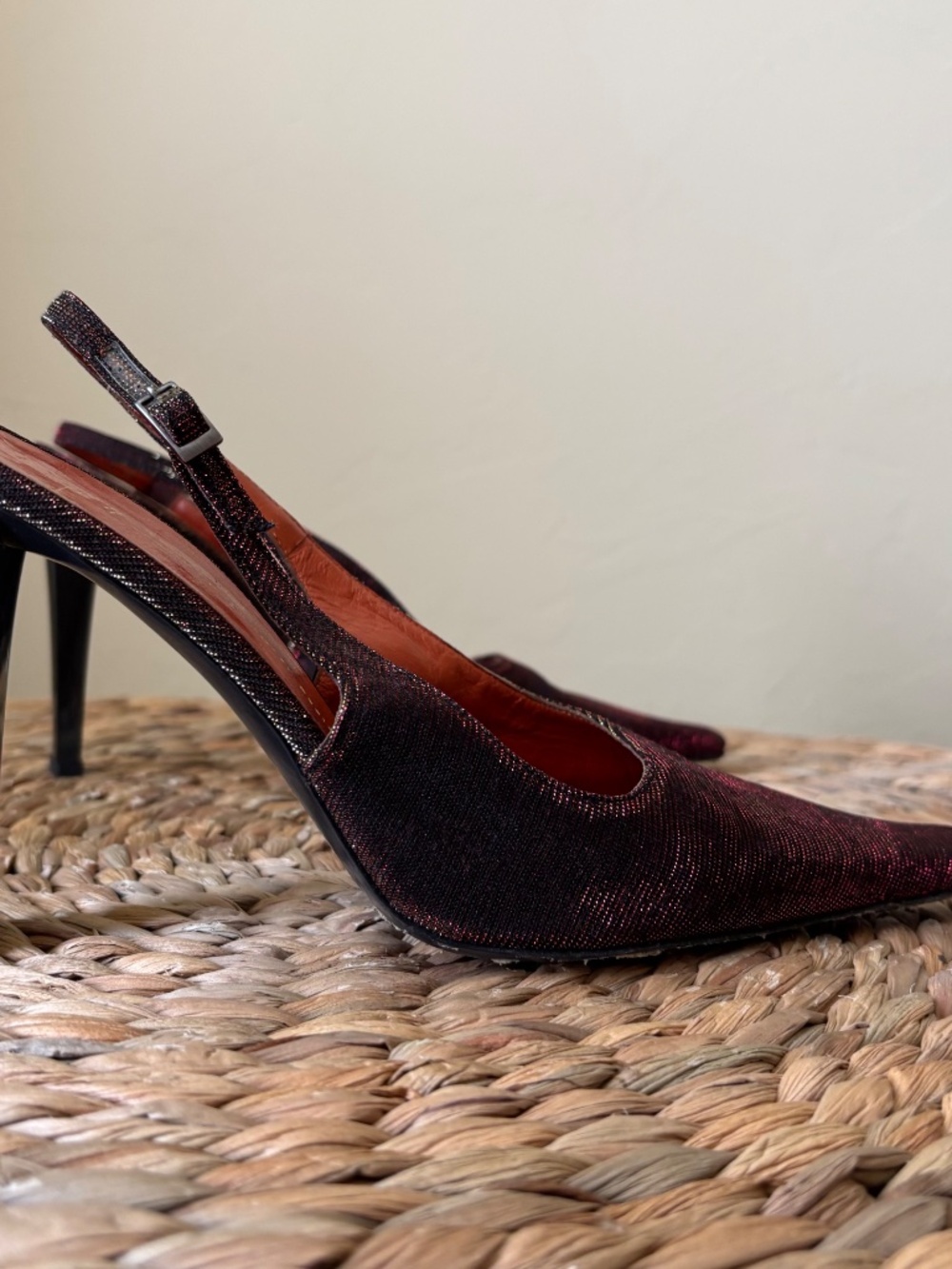 GIUSEPPI ZANOTTI Design / VICINI / red / gold pointed toe slingback heel / 37.5 - Picture 12 of 15